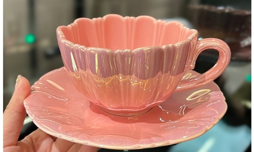 Pearlescent flower coffee