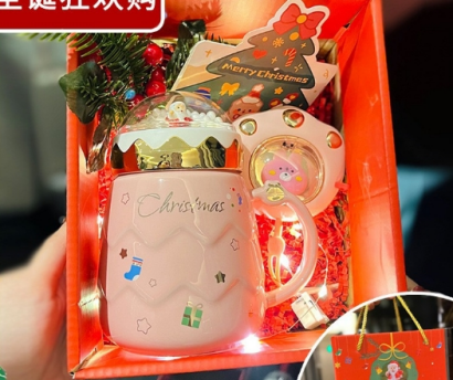 merry  mugs sets